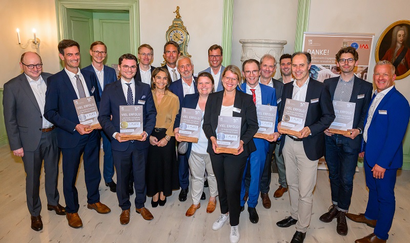 Siegerehrung für die fünf Gewinner-Kuratoriums-Förderprojekte mit jeweils einem Förderwunsch über 20.0000 Euro mit einer Gesamtsumme von 390.372,46 Euro (Bild: Sven Janssen für UKSH Gutes tun!)
